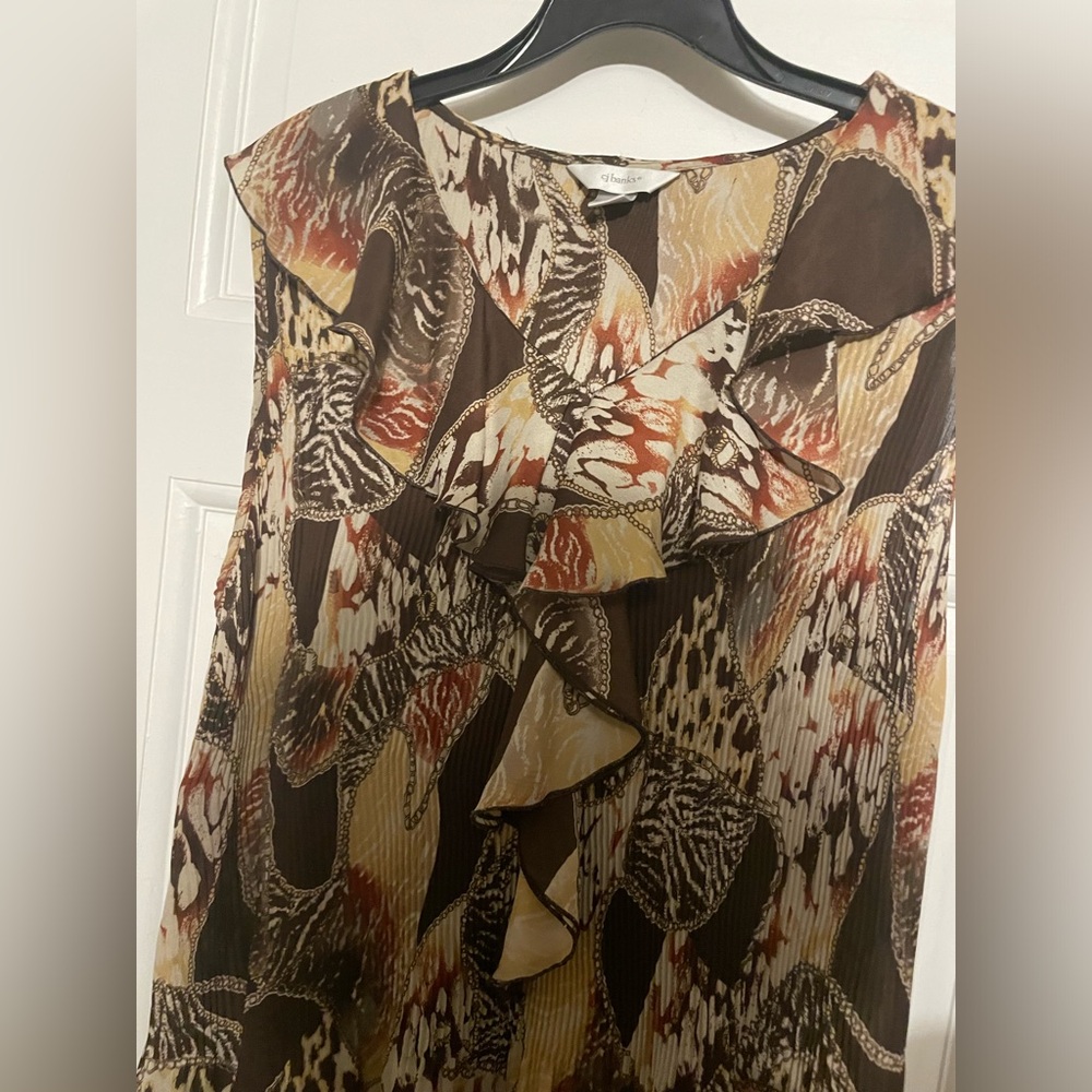 Textured Ruffled jacquard blouse - Picture 3 of 4